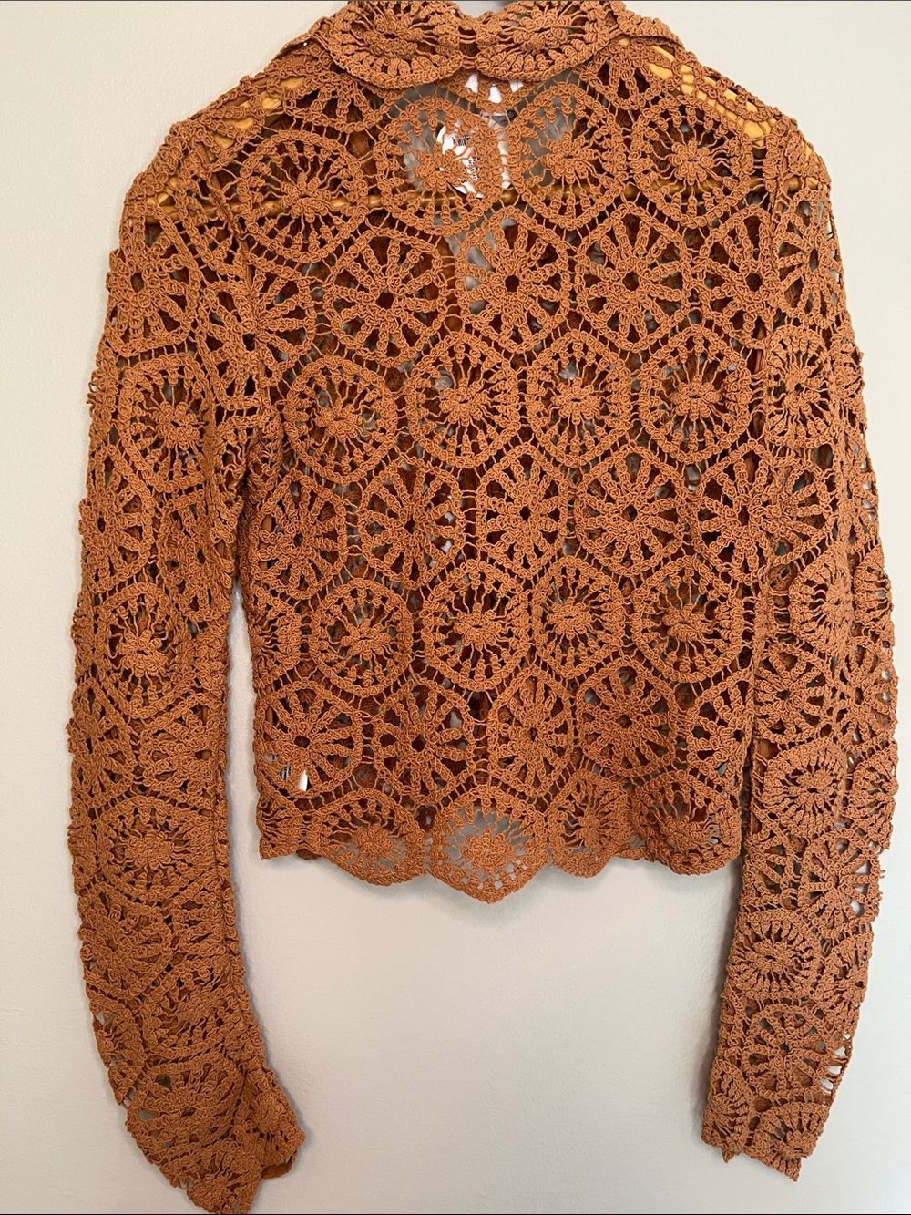 NWT Le Lis Boho Open Knit Crochet Cardigan Shirt Rust Brown - Picture 8 of 12